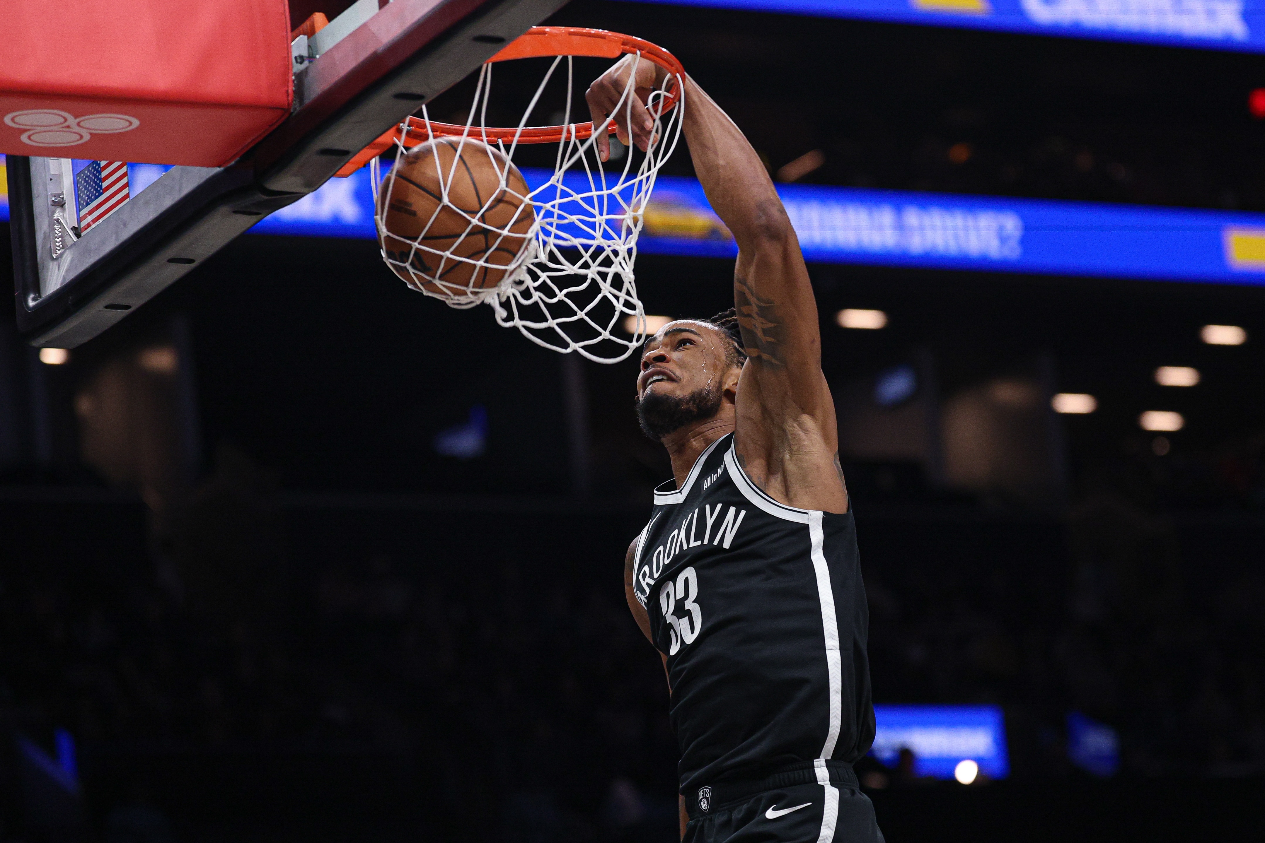 斗地主-克拉克斯顿：经纪人会处理交易流言的问题 我就专注于打好球