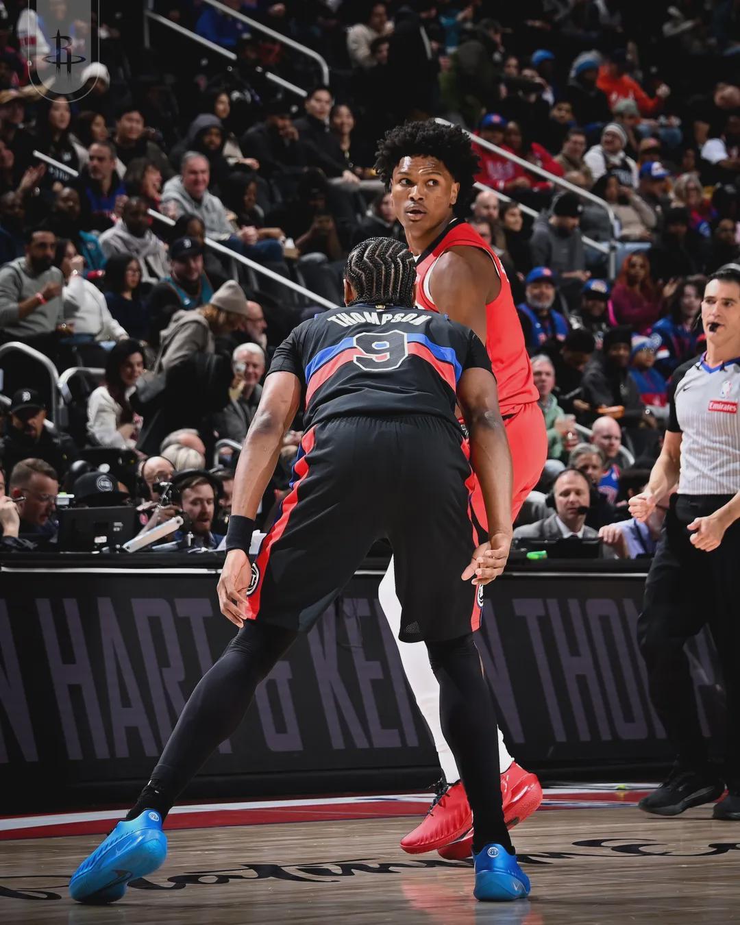 斗地主-掀翻东部第一！杜兰特背靠背85分钟！三分命中数升至历史第11